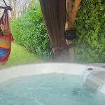 Апартаменты Ravensdale Retreat *